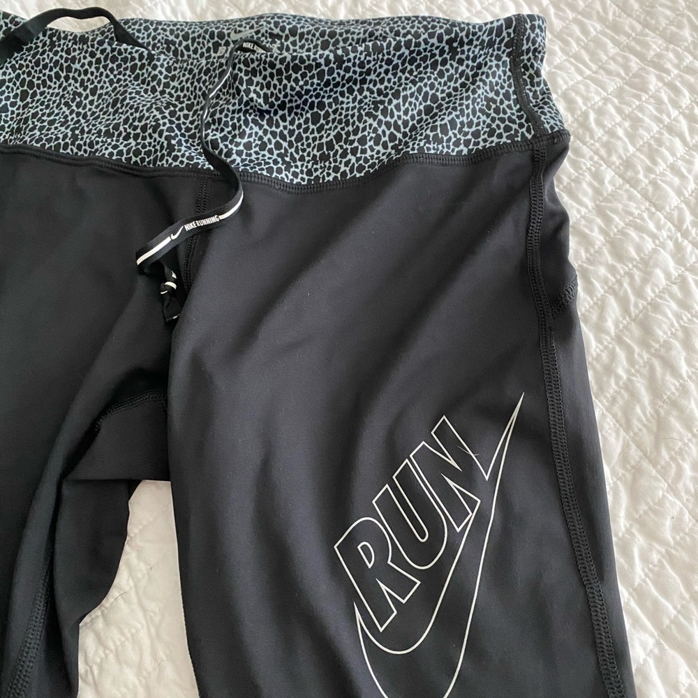 Nike print leggings